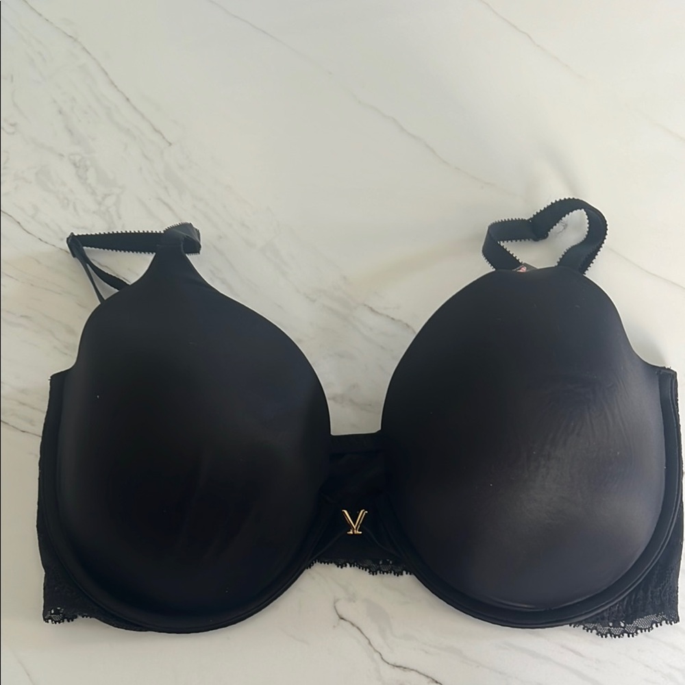 Victoria’s Secret Uplift Plunge Black Bra